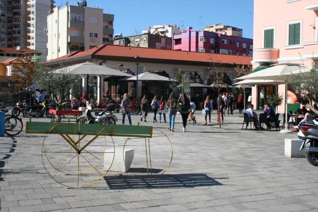 Jolly City Center Hotel Tirana Exterior foto